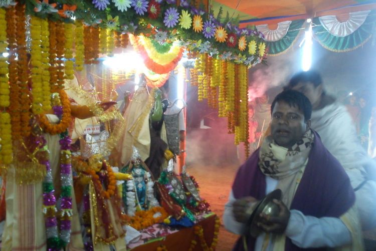 "Naam Kirton" @ Raas